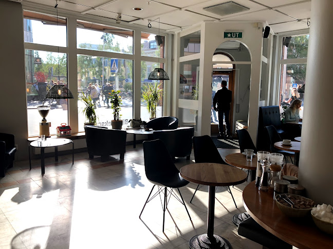 Rådhusesplanaden 6, 903 28 Umeå