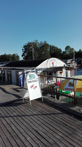 På Thai, Hamnen Askeersund - Gastronomi och hotellverksamhet