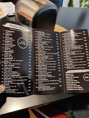 Opinii despre Väderums Restaurang Pizzeria în Oskarshamn - Gastronomi och hotellverksamhet