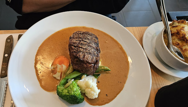 Comentarii opinii despre Genuin