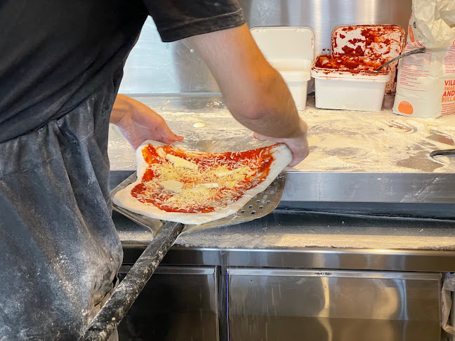 Reviews of Pizza Carozza in Kivik - Gastronomi och hotellverksamhet