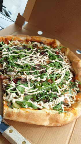 Opinii despre Pizzeria skogsby în Färjestaden - Gastronomi och hotellverksamhet