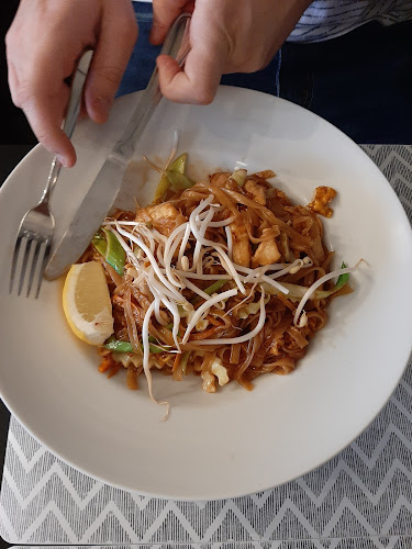 Khao Hom Ektorps Centrum - Gastronomi och hotellverksamhet
