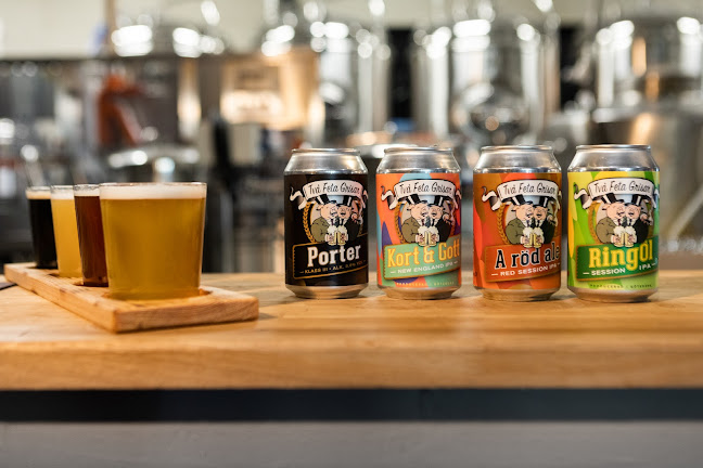 Två Feta Grisar - Gastronomi och hotellverksamhet