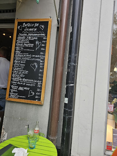 Boteco Da Silvania - Gastronomi och hotellverksamhet