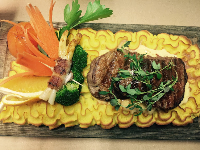 Opinii despre Bambu Thai în Mjölby - Gastronomi och hotellverksamhet