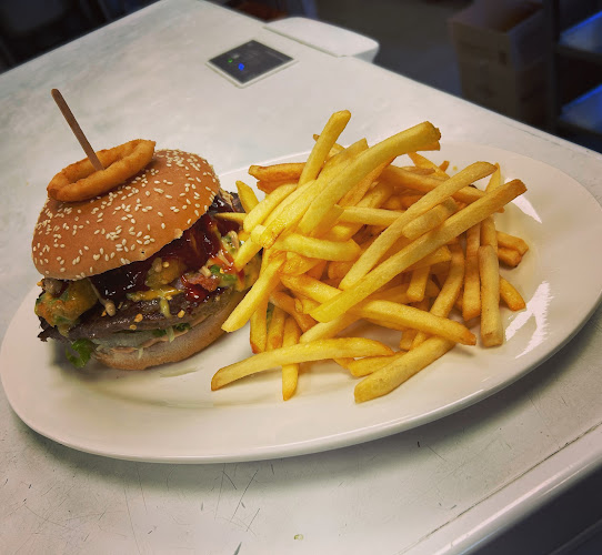 Opinii despre Vipsgrillen în Nyköping - Gastronomi och hotellverksamhet