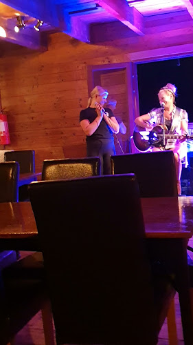 Comentarii opinii despre Lock, Hop & Barrel Brewery Restaurant