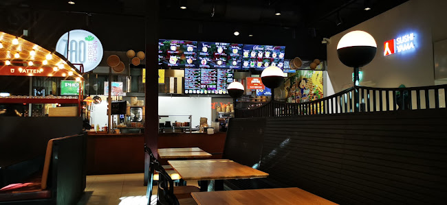 Comments and reviews of Zao Street Kitchen Kongahälla Center