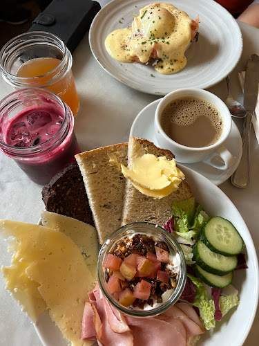 Comentarii opinii despre Atrium