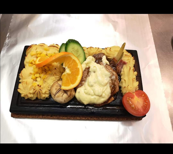 Opinii despre Filles restaurang & pizzeria în Kristianstad - Gastronomi och hotellverksamhet