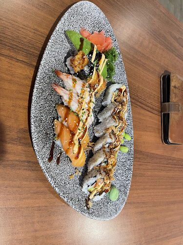 Sushi Landa - Gastronomi och hotellverksamhet