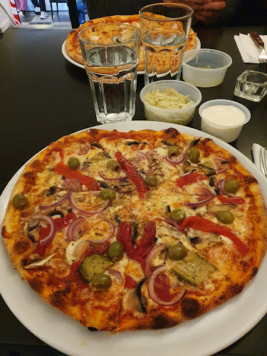 Cavolo Nero Pizzeria Open Times