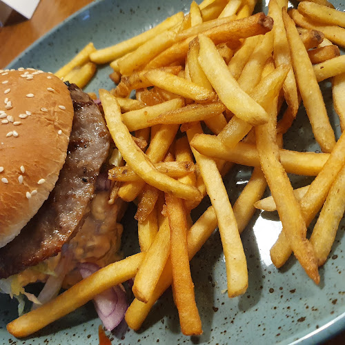 Stantons Falkenberg - Gastronomi och hotellverksamhet