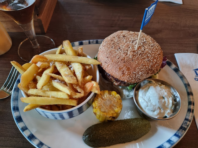 GREKISKA grill & bar - Gastronomi och hotellverksamhet