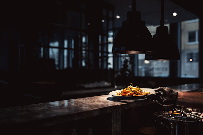 Opinii despre Bistro Sabis Råsunda în Solna - Gastronomi och hotellverksamhet