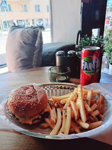 Mums Burgers - Hägersten