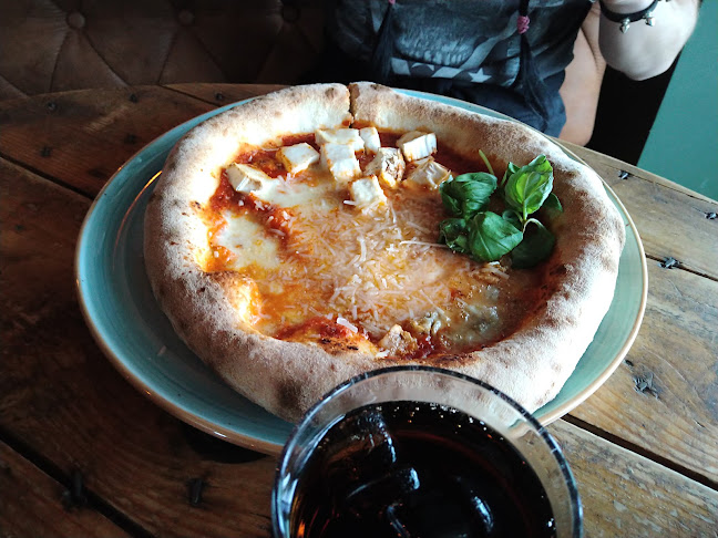 Aqua Vinetto - Gastronomi och hotellverksamhet