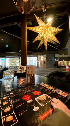 Barbeque Steakhouse & Bar - Gastronomi och hotellverksamhet