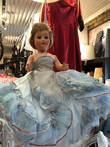 Reviews of Billesholms Loppis Antikt & Kuriosa in Billesholm - Gastronomi och hotellverksamhet