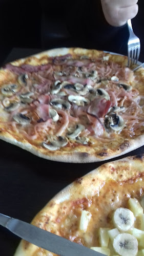 Opinii despre Pizzeria Florens în Sävsjö - Gastronomi och hotellverksamhet