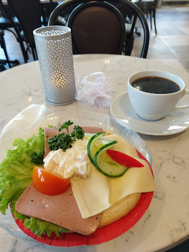 Ullas Kondis Västerslätt - Gastronomi och hotellverksamhet