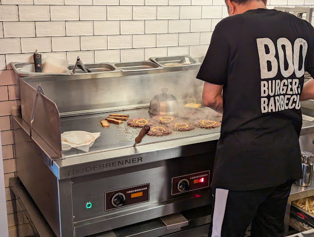 BOO Burgers & Barbecue City - Gastronomi och hotellverksamhet