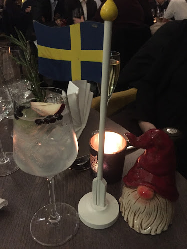 Mat & Destillat - Gastronomi och hotellverksamhet