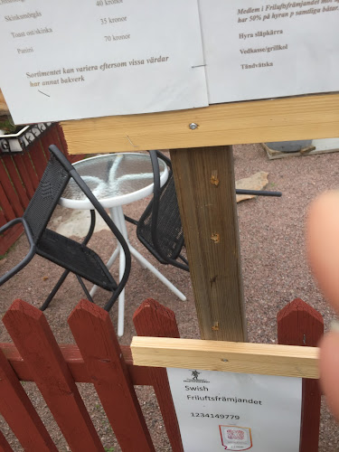 Opinii despre Friluftsfrämjandet Smörnäs Friluftsgård în Gävle - Gastronomi och hotellverksamhet