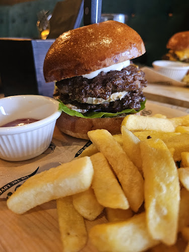 Beerista - Gastronomi och hotellverksamhet