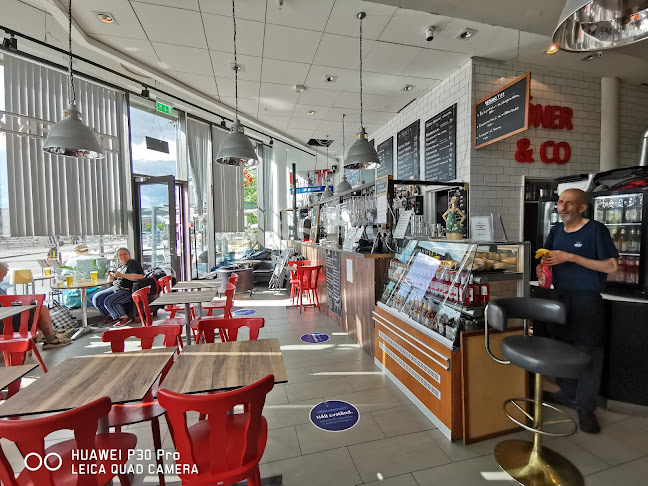 Döner & Co Kök & Bar - Gastronomi och hotellverksamhet
