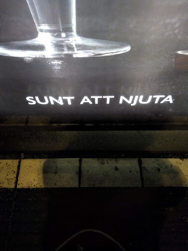 Lindéns Gatukök Open Times