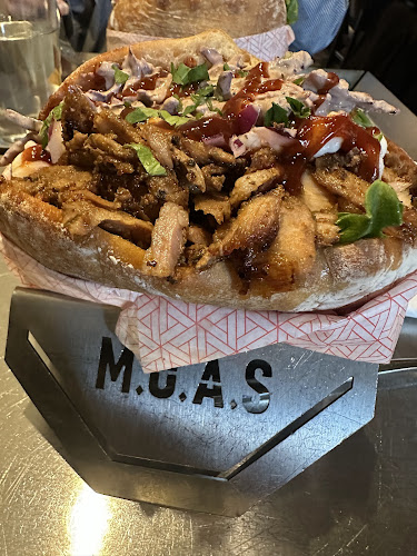 Meat On A Stick - M.O.A.S - Gastronomi och hotellverksamhet