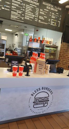 Almåsvägen 5, 451 75 Uddevalla