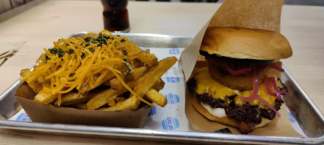 Opinii despre Surf Shack (Galleria Center Syd) în Löddeköpinge - Gastronomi och hotellverksamhet