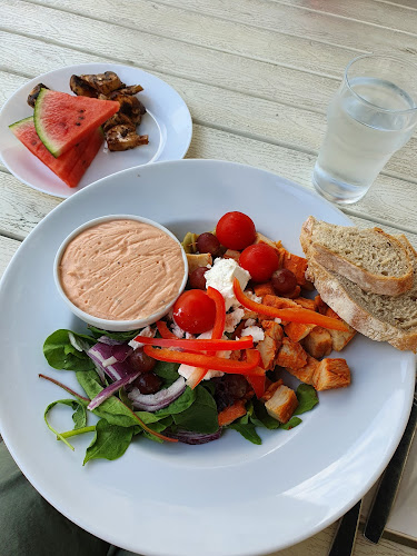 Opinii despre KJ:s Café och restaurang în Ronneby - Gastronomi och hotellverksamhet