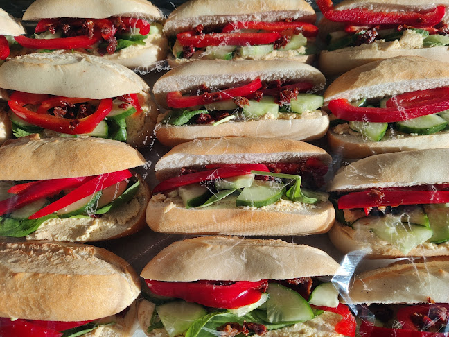 Comments and reviews of No Bones - Catering