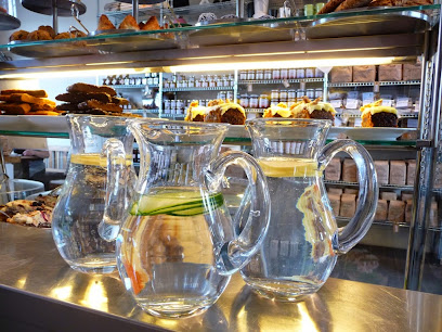 Grön Ko Café & Saluhall