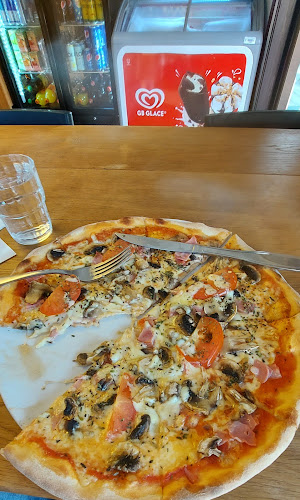 Comentarii opinii despre Pizzeria Etna