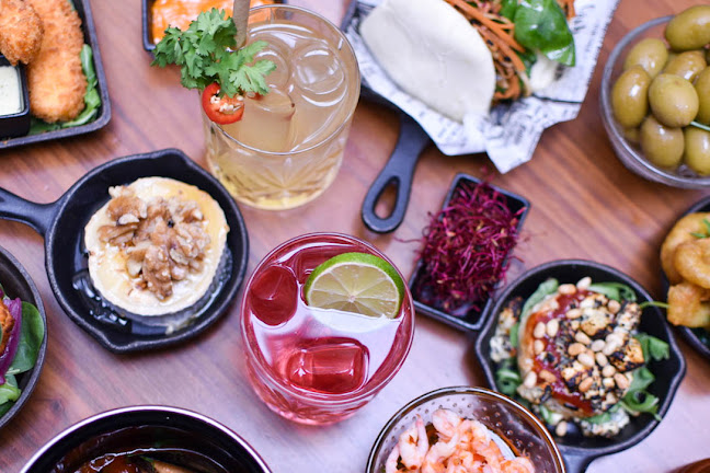 Comentarii opinii despre Drott Bar