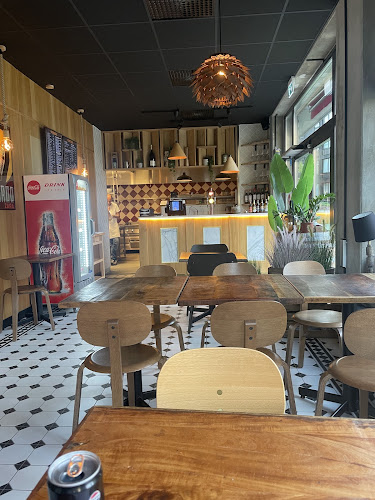 Brunnshög Pizzeria - Gastronomi och hotellverksamhet