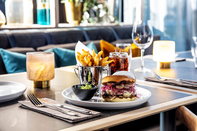 Reviews of The Social Bar & Bistro in Johanneshov - Gastronomi och hotellverksamhet