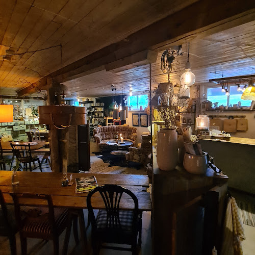 Hemma på Källebacka