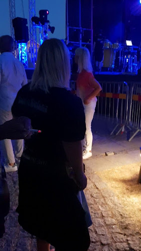 Restaurang Fina Fisken Phone number