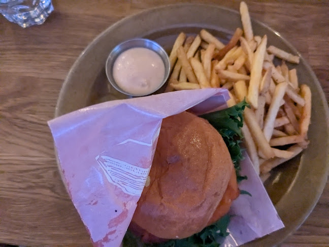 Restaurang Valvet Phone number