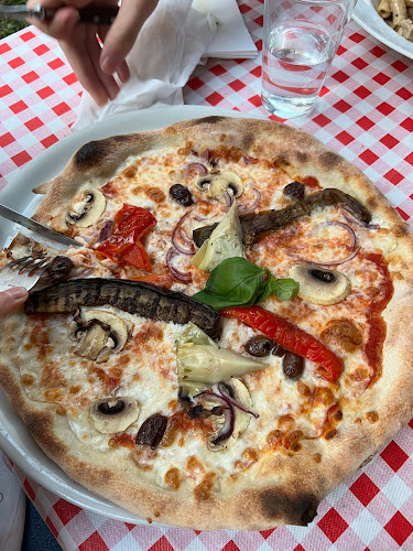 Il Siciliano - Gastronomi och hotellverksamhet