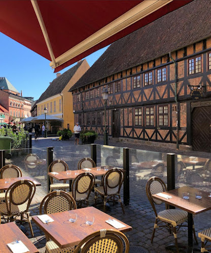 Opinii despre La Roche în Malmö - Gastronomi och hotellverksamhet