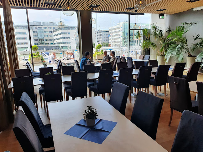 Lindholmens Matsal Phone number