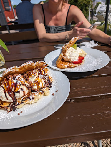 Mallboden Café & Vandrarhem - Gastronomi och hotellverksamhet