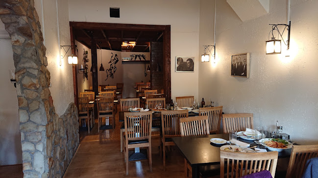 Bella Lanterna Open Times